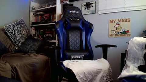 D K online show from 01-23-25, 02:33