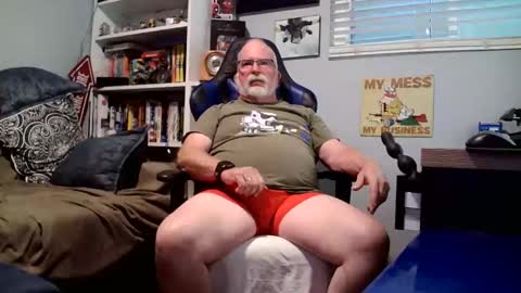 D K online show from 09-25-25, 01:09