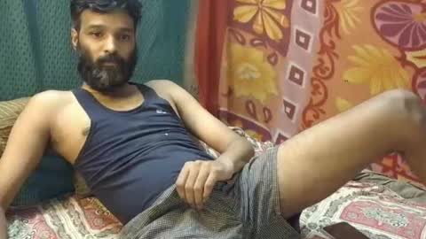 Snapshot of desi_boy799417 chatting on 06-12-26, 10:36 desi_boy799417 online show from 06-12-26, 10:36