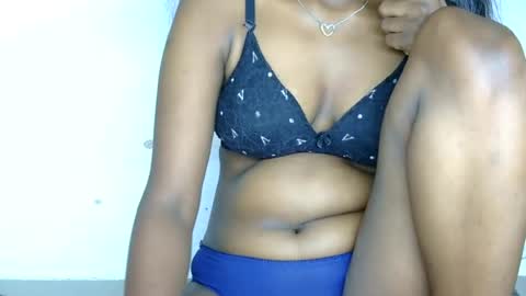 Snapshot of desi_darling chatting on 07-16-26, 12:11 kajal online show from 07-16-26, 12:11