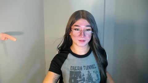 LORINE online show from 01-03-25, 11:44