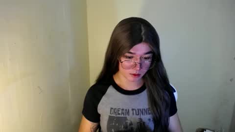 LORINE online show from 01-14-25, 10:55