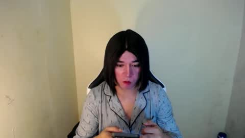 LORINE online show from 02-11-25, 06:33
