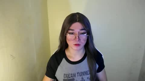 LORINE online show from 02-19-25, 02:12