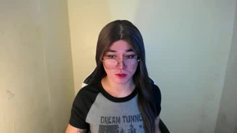 LORINE online show from 02-21-25, 12:06