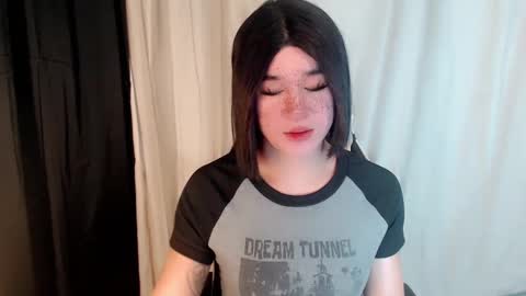 LORINE online show from 03-08-25, 12:44
