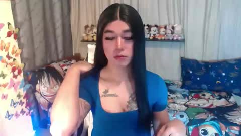 LORINE online show from 09-22-25, 01:57