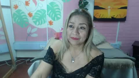 Snapshot of desire_latin chatting on 07-25-26, 05:54 VALERIA online show from 07-25-26, 05:54