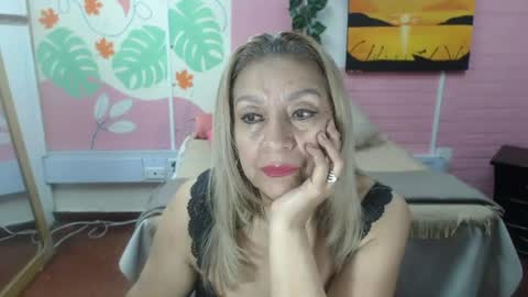 Snapshot of desire_latin chatting on 08-01-26, 05:12 VALERIA online show from 08-01-26, 05:12