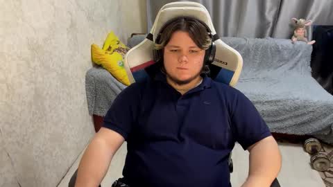 Snapshot of desiredude9 chatting on 09-26-25, 08:35 desiredude9 online show from 09-26-25, 08:35