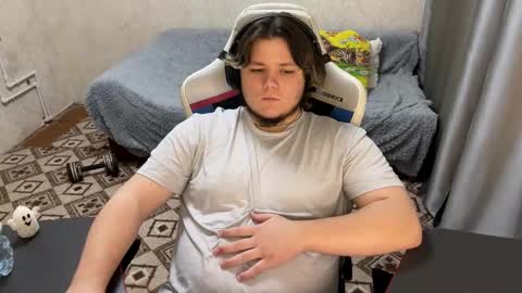 Snapshot of desiredude9 chatting on 10-16-25, 03:02 desiredude9 online show from 10-16-25, 03:02