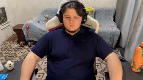 Snapshot of desiredude9 chatting on 10-17-25, 07:16 desiredude9 online show from 10-17-25, 07:16