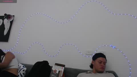 TORI AND MR. BEAR online show from 10-20-25, 12:05