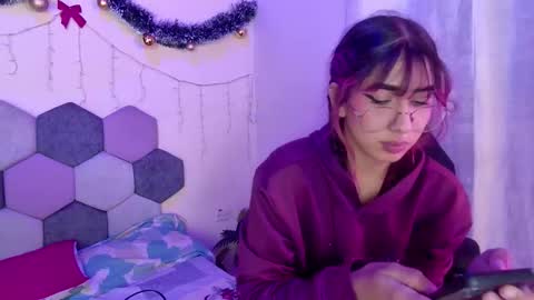 TORI AND MR. BEAR online show from 12-13-25, 07:53