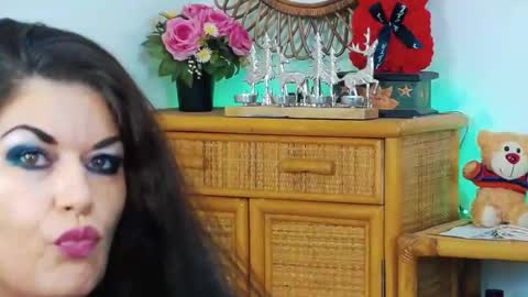 HellenMoon online show from 01-07-26, 08:06