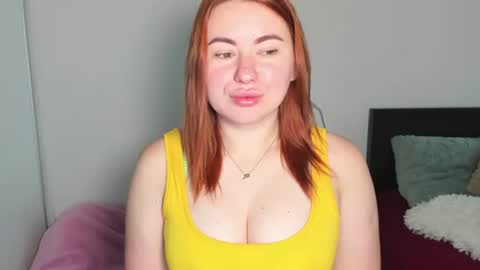 Snapshot of desirelayla chatting on 07-26-26, 06:32 LAYLA online show from 07-26-26, 06:32