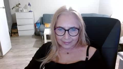 S O F I A online show from 02-13-25, 06:38