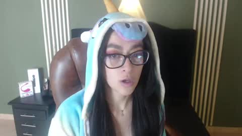 Desiring Angel online show from 12-18-24, 01:34