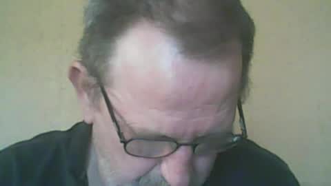 Snapshot of destelp chatting on 06-20-26, 12:19 destelp online show from 06-20-26, 12:19