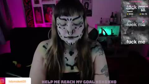 Snapshot of destroyall420 chatting on 06-26-26, 12:42 Lola Bdsm and fries online show from 06-26-26, 12:42