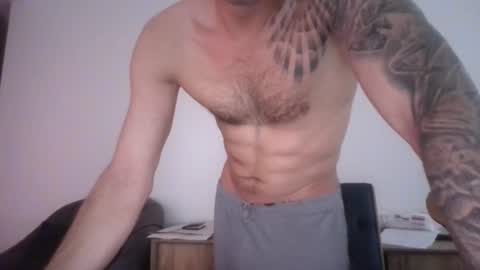 Snapshot of destrudoxxx chatting on 02-01-26, 02:26 Destrudo online show from 02-01-26, 02:26