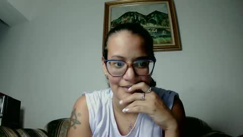 Snapshot of destrukturada chatting on 04-11-26, 06:40 Destrukturada online show from 04-11-26, 06:40