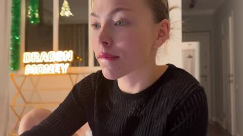 Id be happy to have a steamy stream girl online show from 12-04-24, 02:04