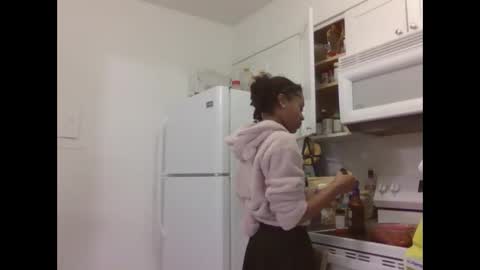 Snapshot of deviantdynasty chatting on 10-10-25, 08:57 deviantdynasty online show from 10-10-25, 08:57