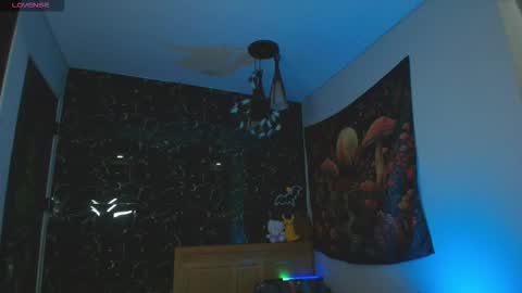 Devil online show from 01-12-26, 09:25