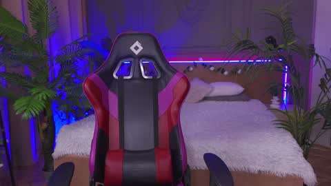 Snapshot of devilinee chatting on 01-23-25, 09:29 devilinee online show from 01-23-25, 09:29