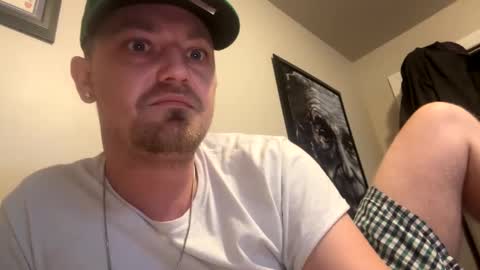 Snapshot of devilslick chatting on 12-04-24, 03:48 WingInIt online show from 12-04-24, 03:48