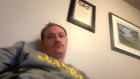 Snapshot of devilslick chatting on 11-11-25, 07:41 WingInIt online show from 11-11-25, 07:41