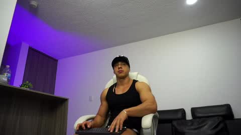 Devin Hunter online show from 01-12-25, 02:03