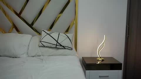 Devin Hunter online show from 02-11-25, 12:49