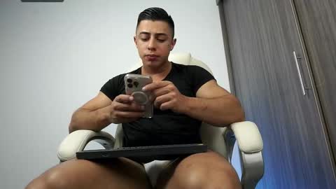 Devin Hunter online show from 01-18-26, 11:52