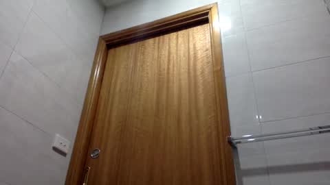 Snapshot of deviousdixk chatting on 02-09-25, 11:25 Auzzy Dream online show from 02-09-25, 11:25