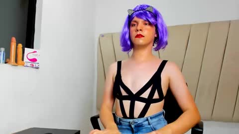 Alex online show from 01-31-25, 10:21