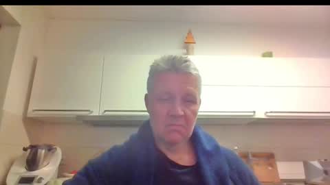 Snapshot of devon_nite chatting on 12-18-24, 12:10 Devon online show from 12-18-24, 12:10