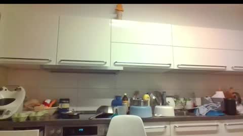 Snapshot of devon_nite chatting on 02-10-25, 12:41 Devon online show from 02-10-25, 12:41