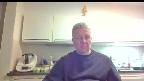 Snapshot of devon_nite chatting on 02-12-25, 12:27 Devon online show from 02-12-25, 12:27