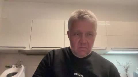 Snapshot of devon_nite chatting on 10-05-25, 10:51 Devon online show from 10-05-25, 10:51