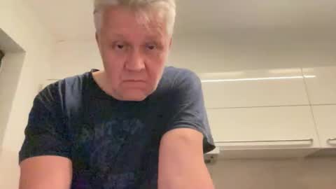 Snapshot of devon_nite chatting on 10-14-25, 11:16 Devon online show from 10-14-25, 11:16