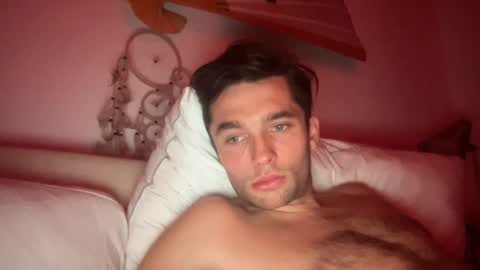 Snapshot of devyy333 chatting on 12-25-24, 11:43 devyy333 online show from 12-25-24, 11:43