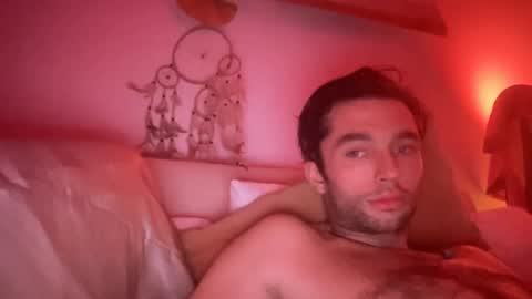 Snapshot of devyy333 chatting on 01-09-25, 09:37 devyy333 online show from 01-09-25, 09:37