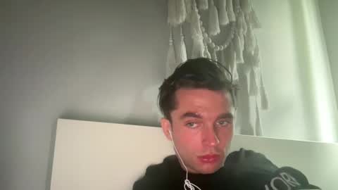 Snapshot of devyy333 chatting on 10-06-25, 03:20 devyy333 online show from 10-06-25, 03:20