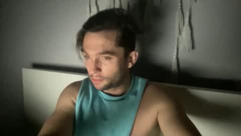 Snapshot of devyy333 chatting on 10-17-25, 09:01 devyy333 online show from 10-17-25, 09:01