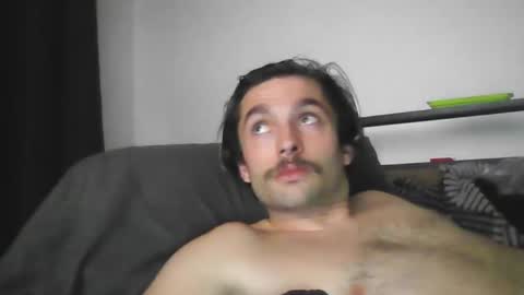 Snapshot of devyy333 chatting on 02-14-26, 03:31 devyy333 online show from 02-14-26, 03:31