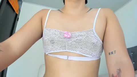 thumb up me please its important online show from 02-14-26, 09:28