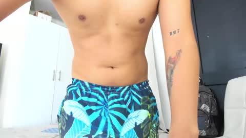 thumb up me please its important online show from 03-06-26, 09:28