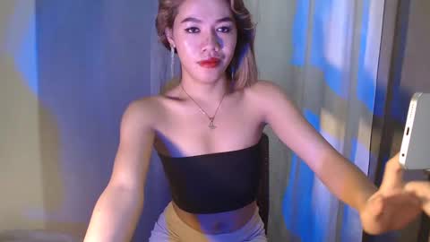 dexie121698 online show from 03-12-25, 05:13